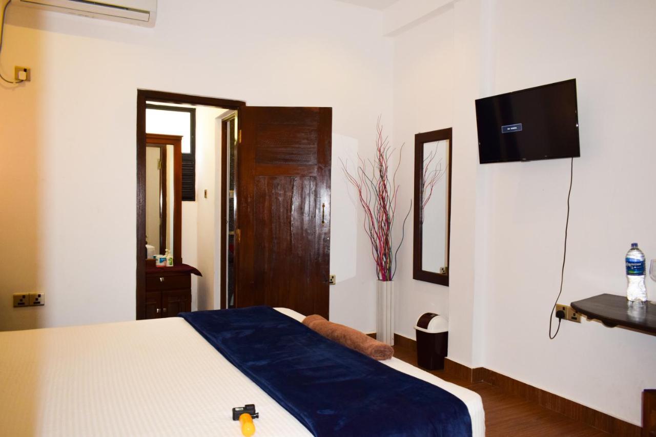 Alffa Guest Inn Trincomalee Dış mekan fotoğraf